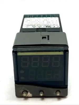 USED CAL CONTROLS PROGRAMMABLE TEMPERATURE CONTROLLER