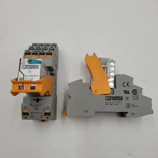 Used PHOENIX CONTACT PHOENIX CONTACT RELAY 2903677 ON RIF-2-BPT BASE Relays & Switches | ND Industrial Surplus #1221345