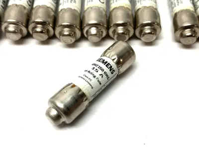 USED SIEMENS SENTRON CYLINDRICAL FUSE, SLOW-BLOW, 15A