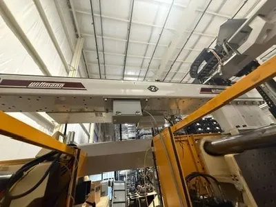HUSKY H200 R880/55 HORIZONTAL INJECTION MOULDING MACHINES | INJECTION DEPOT (22)
