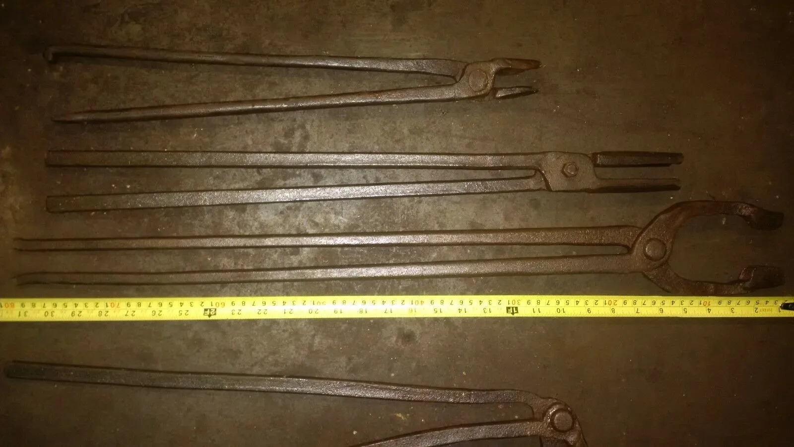 Used _UNKNOWN_ _UNKNOWN_ Pliers Quebec CA | Machineco #1256412