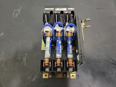 USED SQUARE D 9422TCF33