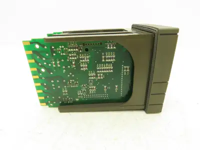 Honeywell UDC3000 Digital Temperature Controller DC300K-0-000-10-0000-0