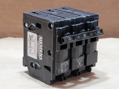 USED SIEMENS Q330