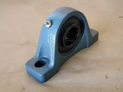NEW 2022 AMI BEARINGS UEP207-22