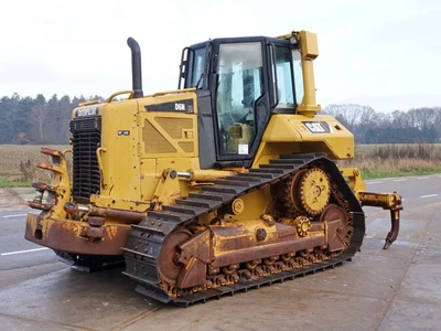 USED 2016 Caterpillar D6N XL