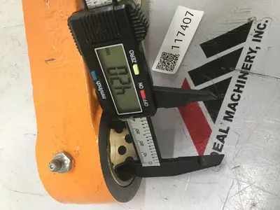USED CINCINNATI MILACRON 3989554