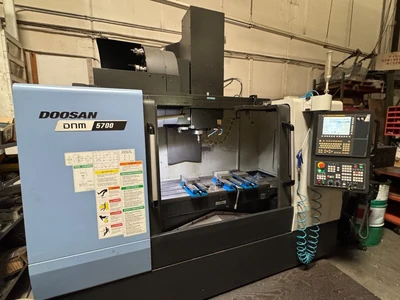 2017 DOOSAN DNM 5700 Vertical Machining Centers | Toolquip, Inc. (2)