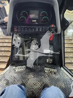 USED 2023 CASE 850M WT