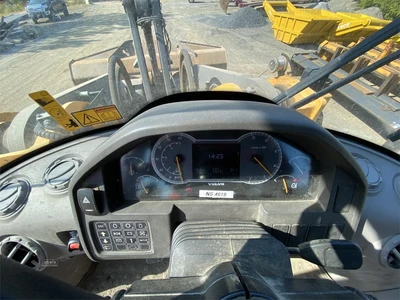 Used 2016 VOLVO L220H Wheel Loaders | Abele Tractor #1342932