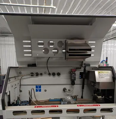 USED 2011 OK INTERNATIONAL SB10