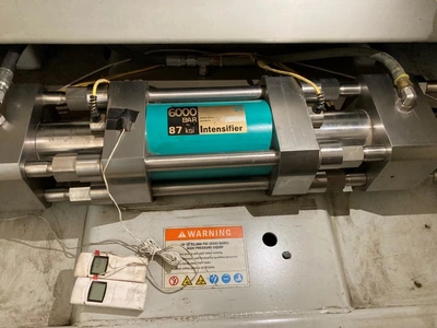 USED 2009 FLOW MACH 3