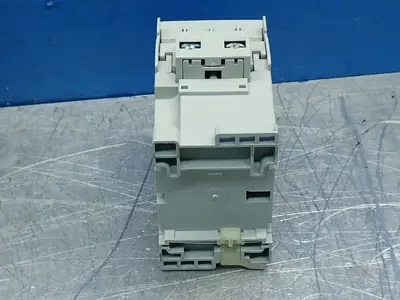 NEW ALLEN BRADLEY 100C09D200