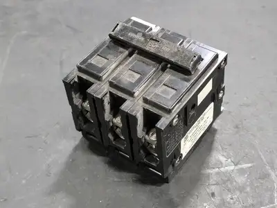 Used CUTLER-HAMMER BAB3060H Switchgears British Columbia CA | Lenmark #241898