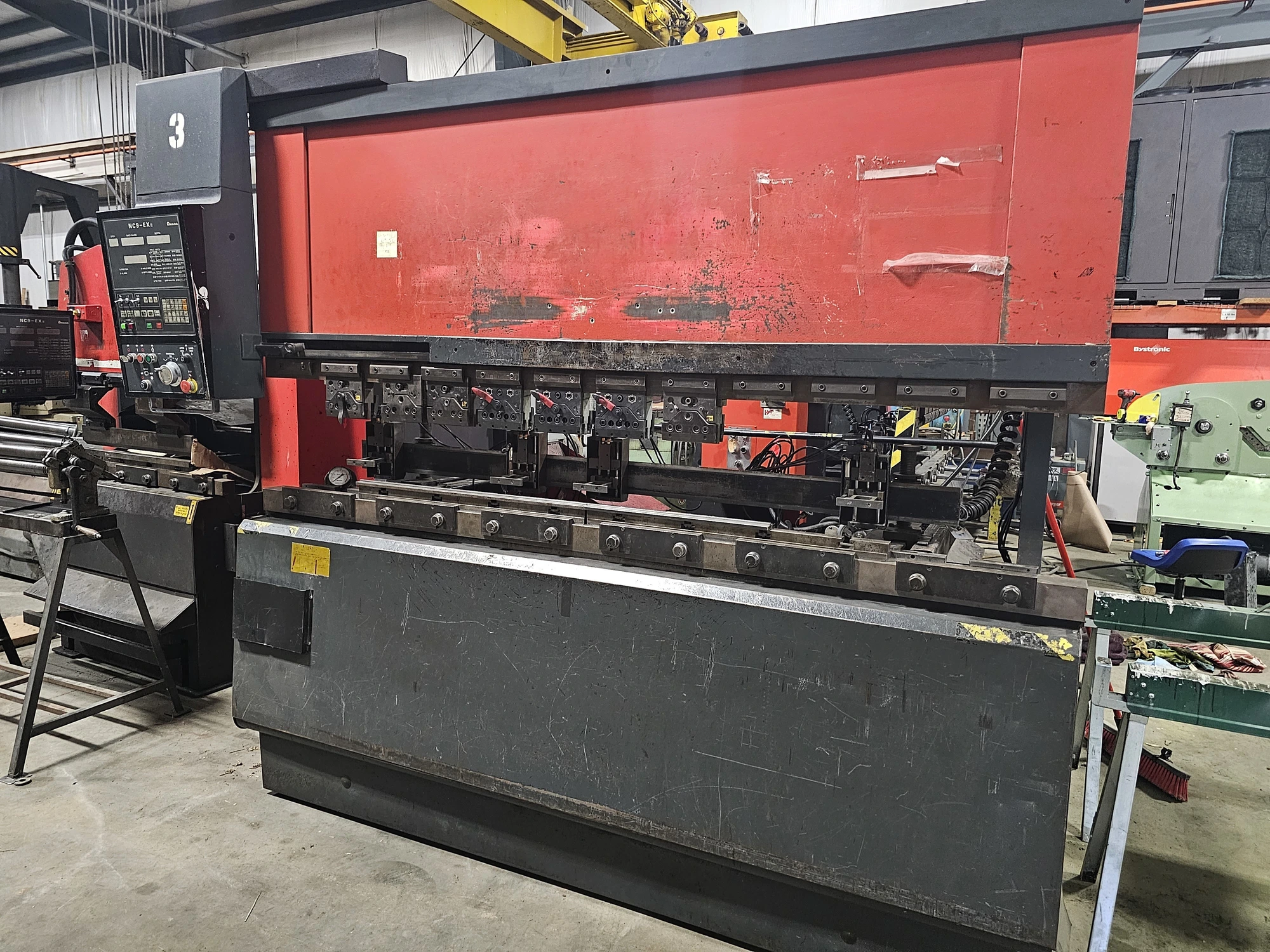 USED AMADA FBD-1025E