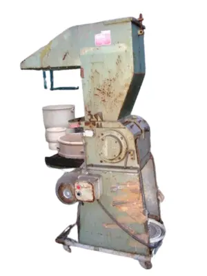 Tria Granulator Type 300/Man