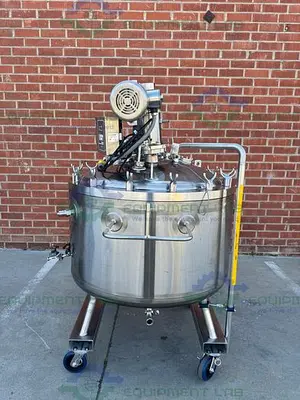 USED NORTHLAND 500 LITER STAINLESS STEEL JACKETED REACTOR FV/ 45 PSI W/ 0.5 HP MIXER