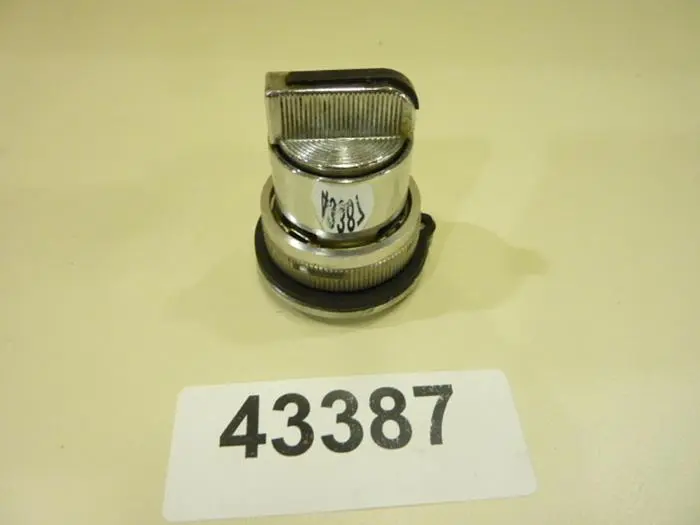 Used SQUARE D 9001-TS2 Relays & Switches Michigan US | Ideal Machinery #586925