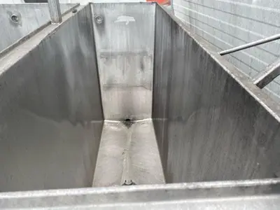 Mueller 1200 Gallon Triplex Tank