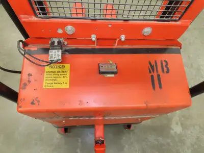 Used INTERRTHOR _UNKNOWN_ Pallet Lifters Indiana US | Arrow Industrial #795279