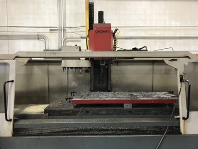USED 2000 CINCINNATI ARROW