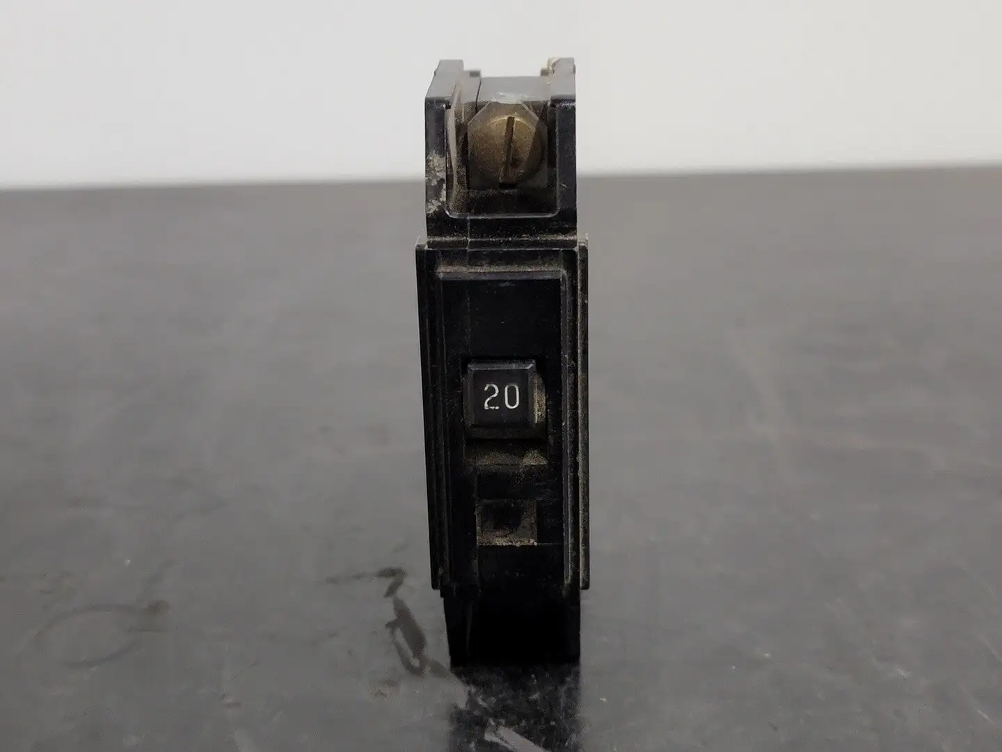 USED WESTINGHOUSE QCL1020