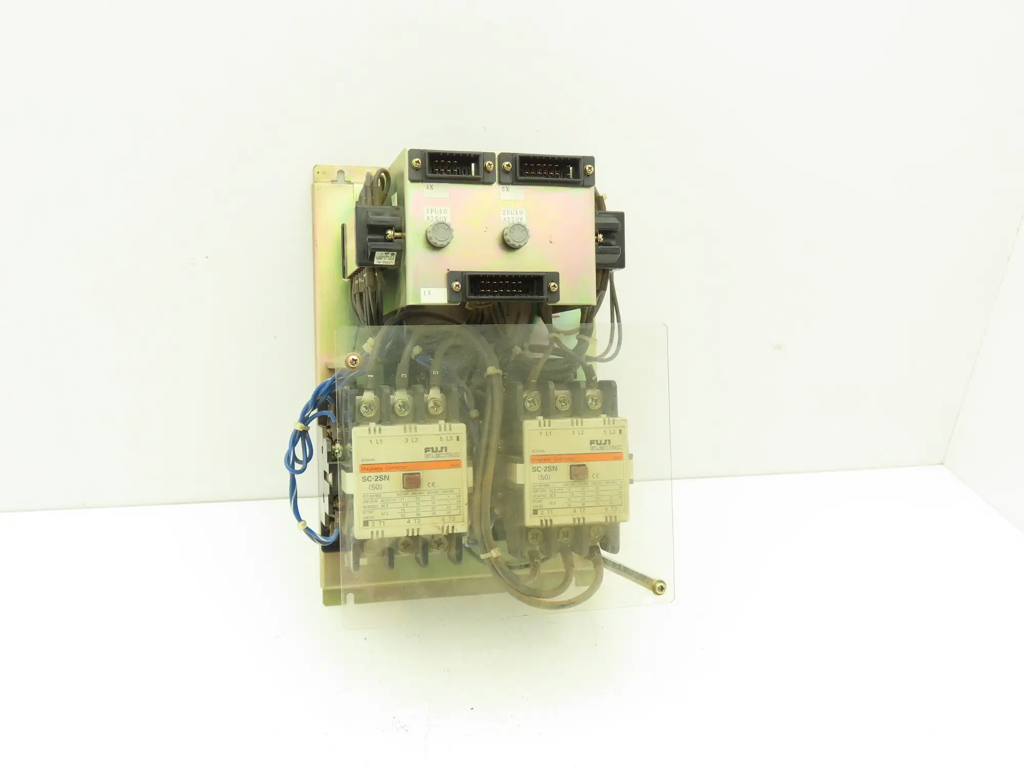 Yaskawa Electric JZRCR-XPU10C Contactor Motor Starter Assembly 25kW 3PH 660V