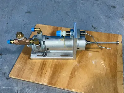 Used LOCTITE _UNKNOWN_ Pumps Ohio US | HGR 24 #1404978