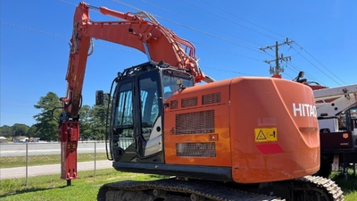 USED 2021 Hitachi ZX225US-6