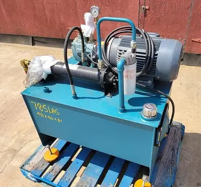USED LYCO 7000