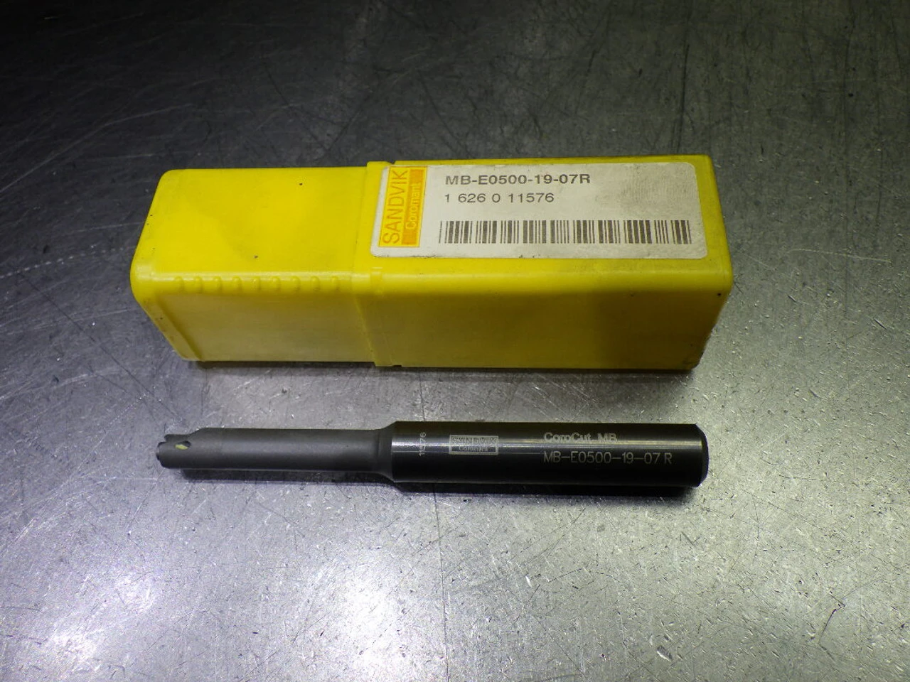 Sandvik MB07 Coolant Thru Carbide Milling Shank MB-E0500-19-07R (LOC2334)