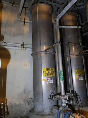 USED APACHE STAINLESS TANK