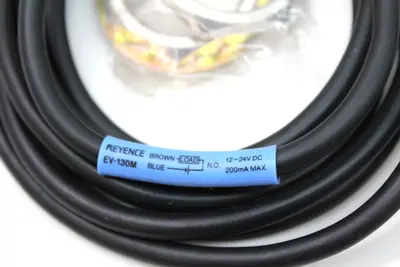 NEW KEYENCE EV-130M