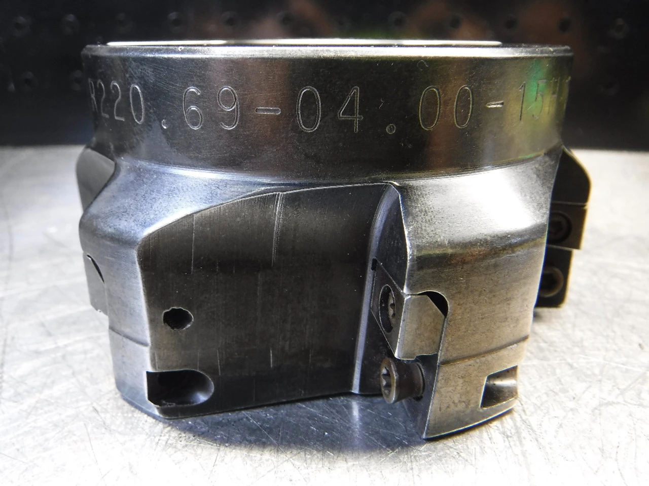 SECO 4" Indexable Facemill 1.5" Arbor R220.69-04.00-15H (LOC2411)