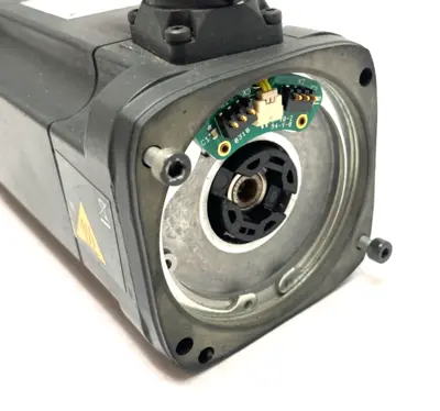 USED SIEMENS SIMOTICS S SYNCHRONOUS MOTOR 1FK7-CT 0.6KW