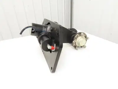 Yale 4041725 Dual-Wheel Rear Steer Axle Assembly Off ERP035VTN36TE084 Forklift