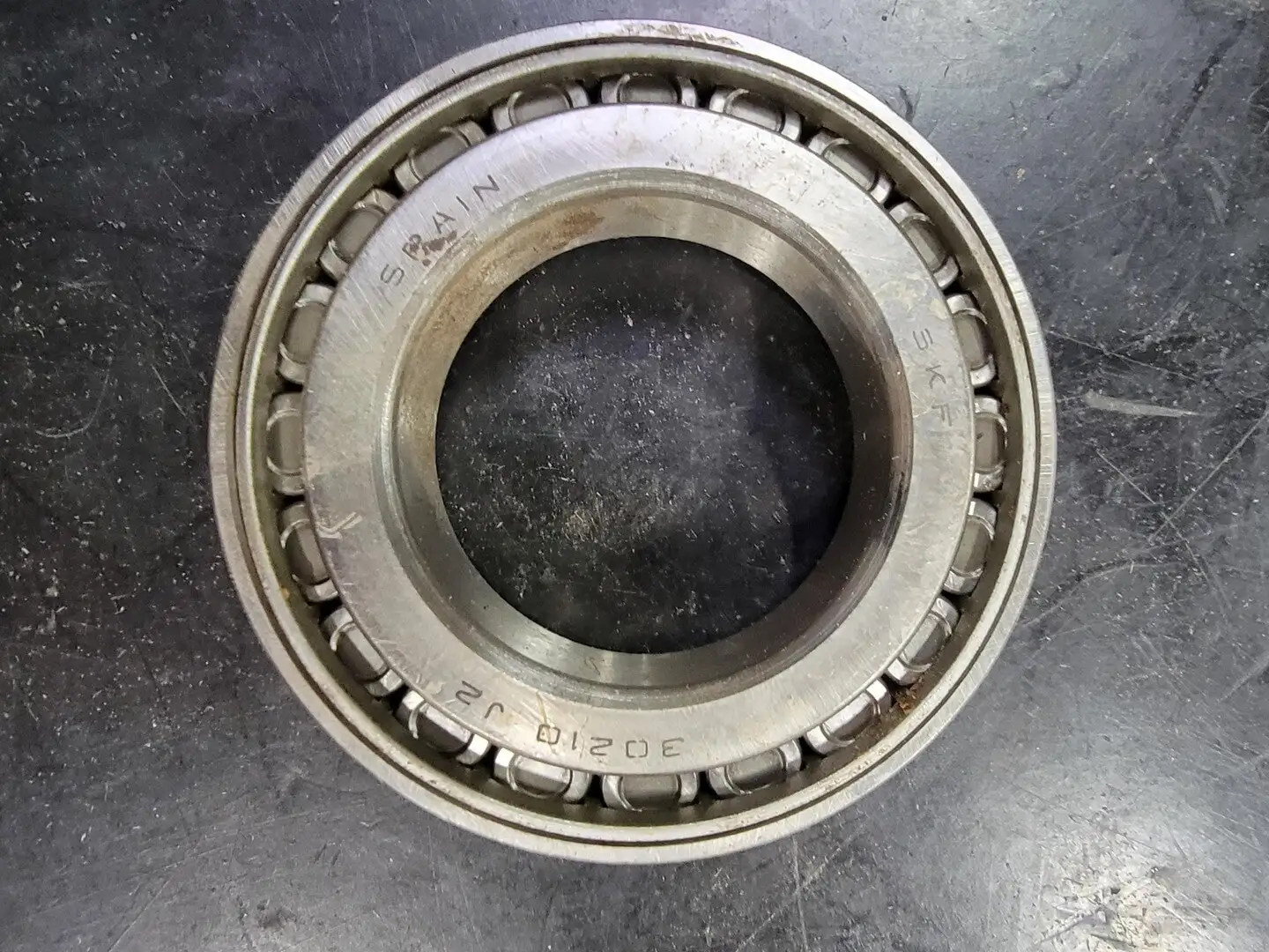 NEW SKF 30210 J2