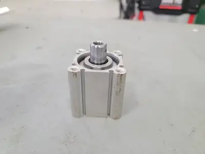 USED SMC NCQ2L40-25DZ