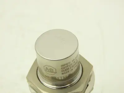 Allen Bradley 871TM-DH8NP18-N4 Proximity Sensor Inductive 10-30vdc 200mA 18mm OD
