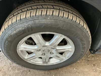 USED 2009 CHRYSLER TOWN AND COUNTRY