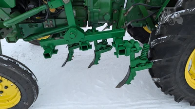 USED 1986 JOHN DEERE 900HC