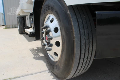 New | in-Stock 2026 MACK MD6 Septic/Sewer/Vacuum Trucks Texas US | Roll Off Truck World #1491894