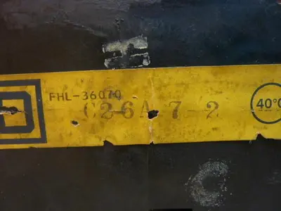 USED SQUARE D FHL36070