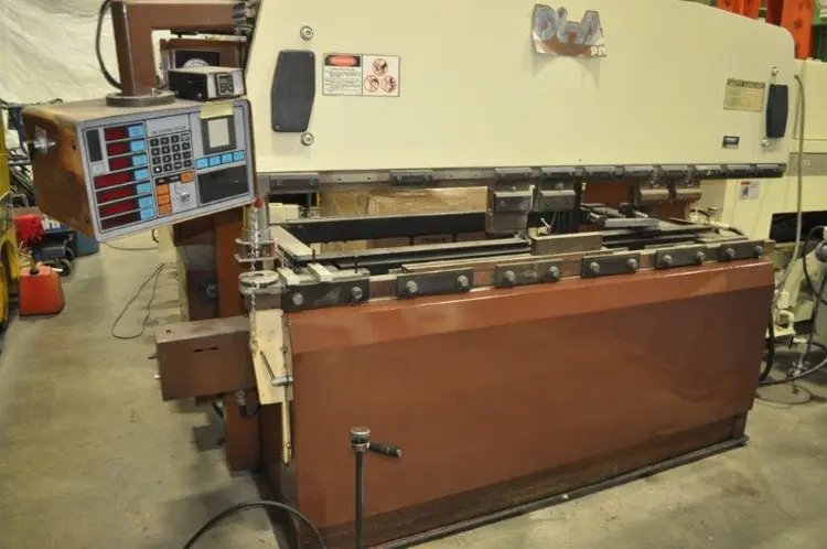 Used 1984 DIACRO 80-25 Press Brakes Ohio US | D & D Industries #437803