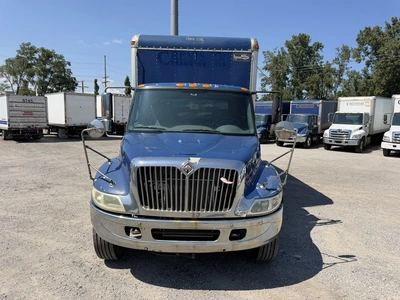Used 2006 INTERNATIONAL 4300 SBA4X2 Box trucks Indiana US | Miedema Asset Management Group #1414591