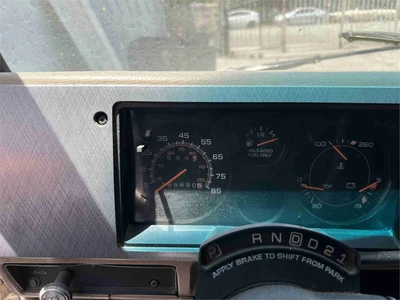 Used 1995 GMC VANDURA 3500 Box trucks California US | MachineryMax #1321335