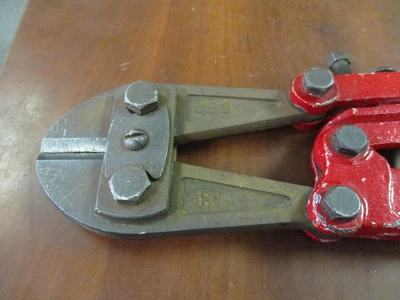 Used 450mm Used 18" Red Bolt Cutter (rubber on handle is cracked)
