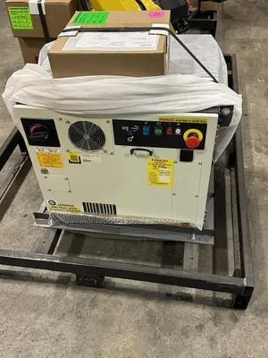 New | in-Stock 2021 FANUC FANUC ARCMATE 120ID Robots Michigan US | Aucto #1306842