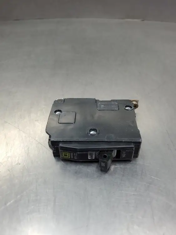 Used Square D 2238 Screw-On Breaker, 20A, 1P, 120/240V, 22kA Circuit Breakers South Carolina US | Palmetto Automation #1160425