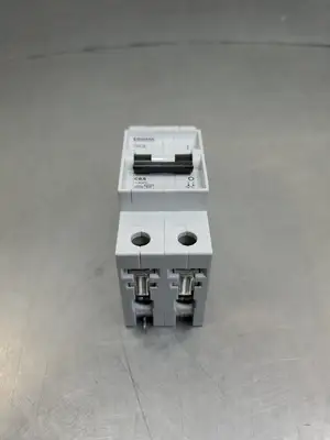 USED Siemens 5SX22 C0.5 Circuit Breaker, 0.5A, 400V, 2 Pole